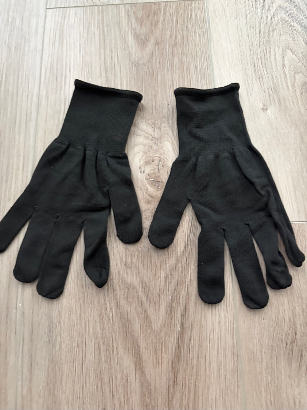 Black Lightweight Stretch Gloves